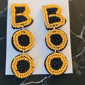 NWOT Halloween Beaded  Boo Earrings